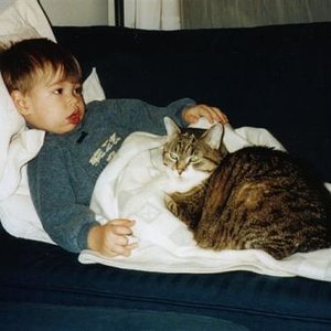 Obwohl sie schon 14 Jahre alt war, als mein Sohn auf die Welt kam, und zuvor keine Kinder kannte, hat sie Niklas geliebt und ist ihm nie von der Seite gewichen!