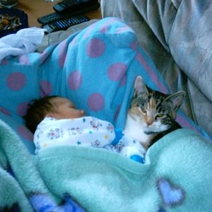 Das ist Pünktchen mit meiner großen tochter Annalena .