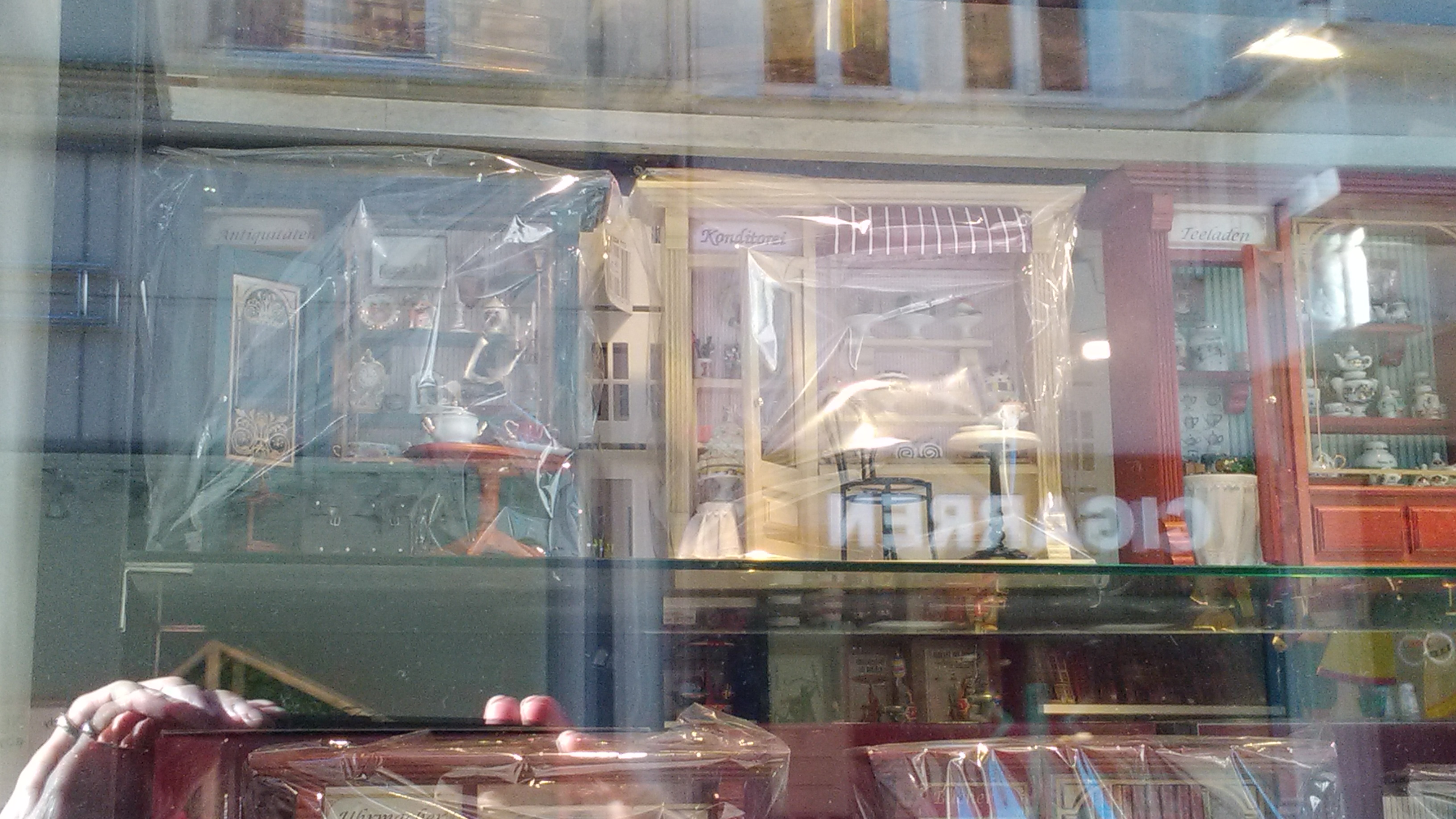 IMG 20180214 132349 BURST001 COVER