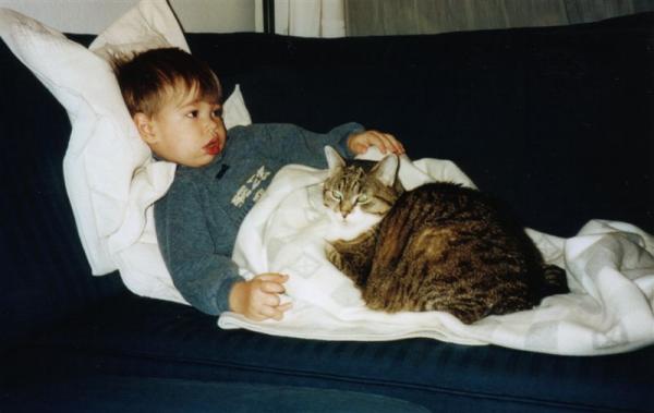 Obwohl sie schon 14 Jahre alt war, als mein Sohn auf die Welt kam, und zuvor keine Kinder kannte, hat sie Niklas geliebt und ist ihm nie von der Seite gewichen!